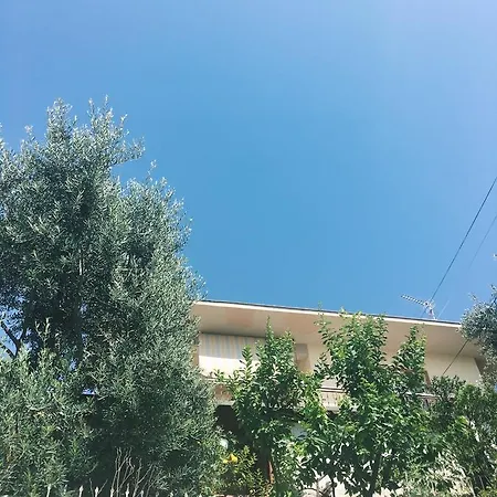 شقة فندقية At Tahiri فلورا